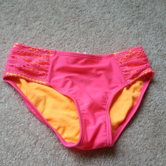 Cat & Jack Other - Girls bikini bottom Cat & Jack Other - Girls bikini bottom